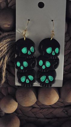 glow in the dark skull earrings