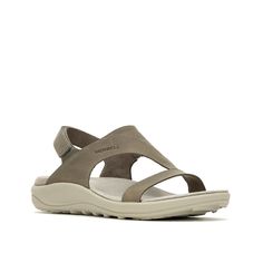 Merrell-District 4 Luxe Sandal Highlight a summer look with the District 4 Luxe sandal from Merrell. This leather pair sports recycled EVA foam for a comfy, yet sustainable, highlight, while the classic look matches well with fave fits. District 4, Eva Foam, Summer Look, Shop Sandals, Summer Looks, Classic Looks, Open Toe, Leather Upper, Style Inspiration