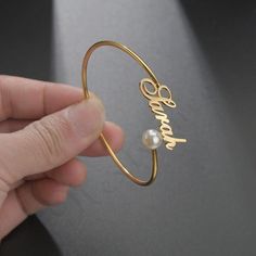 Ancient Bracelet, Bracelet Name, Gold Bracelet Simple, Gold Bangles For Women, Modern Gold Jewelry, Gold Bride Jewelry, Gold Rings Fashion, Letter Bracelet, Personalized Bracelet