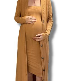 This high-quality stretch ribbed bodycon dress and matching duster set is our all-time favorite! Although it’s a non-maternity style, it’s bump-friendly for all trimesters and postpartum! Features a tube dress with a stretchy chest strap for support and a matching tortoise shell buttoned cardigan duster. Wear for any special occasion or dress down with tennis shoes. Color: Taupe Sizes: XS/S, S/M, L/XL Questions? Use the chat icon to connect with a stylist! Maternity Stores, Chat Icon, White Maternity Dresses, Buttoned Cardigan, Ribbed Bodycon Dress, Chest Strap, Maternity Style, Work Skirts, Casual Evening