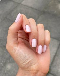 Summer Nails Gel: Fresh Designs, Pastel Blooms & Festive Tips for 2024 Old Money Nails, Sophisticated Nails, Money Nails, Kylie Jenner Nails, Baby Pink Nails, Summer Gel Nails, Squoval Nails, Light Pink Nails, Aesthetic Girly