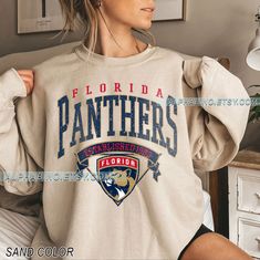 Montreal Hockey, Custom Baseball Shirt, Hockey Sweatshirts, Crewneck Vintage, Ottawa Senators, Hockey Fans, Florida Panthers, Montreal Canadiens, Sweatshirt Crewneck