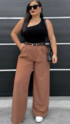 Curvy Retro Fashion, Business Casual Outfits For Women Summer Plus Size Work Clothes, Plus Size Hourglass Outfits, Outfit Ideas Mid Size, Cute Formal Outfits, Outfit Gorditas, Plus Size Classy, Outfit Ideas For School, Outfits Gorditas