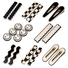 【Pretty Pattern】Water drops, smiling faces, waves, biscuits, mosaics, geometric, checkerboards, these black-and-white hair clips are defined by you. Believe me, they will be the most practical products in your accessory box. Wear these beautiful and cute clips to keep you in a good mood for the day. Checker Hair, No Bend Hair Clips, Amazon Hair, Christmas Hairstyles, Hair Claws & Clips, How To Apply Makeup