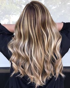 Multi Dimensional Blonde, Highlights For Long Hair, Hair On Brown Skin, Red With Blonde, Red Hair Dark, Balayage Hair Brunette With Blonde, Dimensional Balayage, Long Hair Highlights, Medium Length Wavy Hair