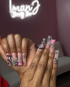 Hand Drawn Nail Art Acrylics, Fye Nails, Diy Acrylic Nails, French Acrylic Nails, Exotic Nails