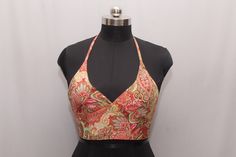 This silk halter top has been handcrafted in India using Silk Clothes It is reversible so you get two tops in one! It wraps around your chest very comfortably and the material is so soft and nice to wear. Featuring a deep plunging v neck and strong back ties which will provide a very good support for the breast and it reveals the back. Free size top **Wholesale enquiries are welcome ** Halter Neck Blouse Design, 70s Halter Top, Halter Tops Outfit, Boho Halter Top, Halter Neck Blouse, Beach Story, Halter Top Pattern, Seasonal Outfits, Boho Crop Top