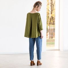 Cropped Linen Top For Fall, Linen Crops, Cropped Blouse, Small Studio, Feb 5, Linen Blouse, Linen Top, Moss Green, Lithuania