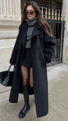 Weather Outfits, Winter Fashion Outfits Casual, Outfit Chic, Coat Women Fashion, Corporate Outfits, Long Coat Women, Moda Paris, Paris Outfits, Fall Clothes