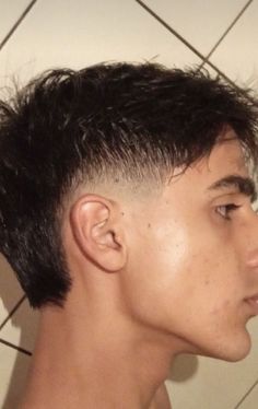 Short Taper Mullet, Modern Mullet Short Hair Men, Mullet For Short Hair, Mullet Hairstyle Mens Modern Short Fade, Short Modern Mullet For Men, Short Back And Sides Men, Men S Hairstyle Short, Tapper Fade Boys, Flat Head Hairstyle