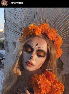 Halloween Costumes For Mexicans, Dia De Los Muertos Makeup Ideas Simple, Subtle Dia De Los Muertos Makeup, Mexican Makeup Look Traditional Party, Pretty Day Of The Dead Makeup, Dia Del Muerto Make Up, Orange Catrina Makeup, Catrina Halloween Costumes, Catrina Face Makeup