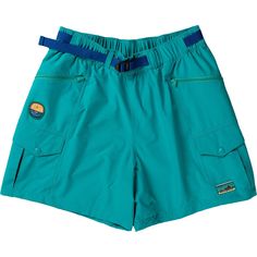 Whether we're paddling down river, building sandcastles, or snagging our next summit, the Patagonia Outdoor Everyday Short adds a little comfort to our journey. Built with fibers from old, discarded fishing nets, this short resists wear and helps reduce ocean pollution, while the tech finish has paddle drips and ridgeline sprinkles rolling right off. Wherever we roam, the relaxed cut lets us move freely, and the webbing belt gives us a stay put fit. Hiking Shorts Women, Patagonia Outdoor, Masc Outfits, Ocean Pollution, Clothing Wishlist, Patagonia Shorts, Shorts Outfits Women, Hiking Shorts, Webbing Belt