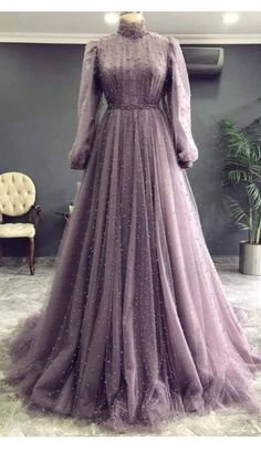 Gaun Tulle, 19 Days Anime, Beaded Prom Dresses, Long Sleeve Prom, Beaded Prom Dress, A Line Prom Dresses, Dresses Elegant, Prom Dresses Long With Sleeves, Stretch Satin