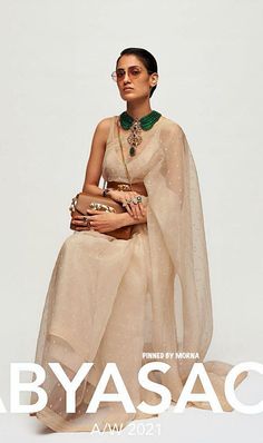 Sabyasachi Plain Saree, Sabyasachi Sarees Classy, Sabyasachi Aesthetic, Sabyasachi Sarees Price, Sabyasachi Suits, Sabyasachi Blouse, Sabyasachi Collection, Onam Outfits, Sabyasachi Mukherjee