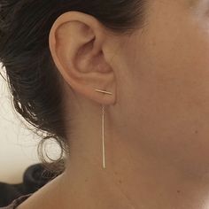 Stylish Modern Hand-Made Round Bar Short Threader Earrings - 0267 – Virginia Wynne Designs Tiny Gold Hoop Earrings, Minimal Hoop Earrings, Jewelry Minimal, Small Gold Hoop Earrings, Copper Bar, Small Gold Hoops, Bar Jewelry, Gold Bond, Minimal Classic