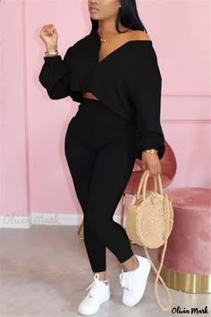 Olivia Mark - Premium Plus Size Zipper Jacket in Rose Red, tailored for Celebrities Look Legging, Sukienki Plus Size, Plus Size Pullover, Stylish Celebrities, Plus Size Two Piece, Looks Party, Black Celebrities, Two Piece Pants Set, Elegante Casual