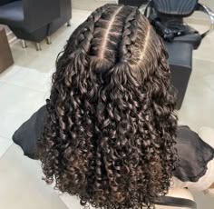 Pompom Hairstyle, Braids Half Up Half Down Curly Hair, French Braid Curly Hair, Mexico Braids, Fancy Curly Hairstyles, Braids With Curly Hair, Vacay Hairstyles, Track Hair, Haircut Selfie