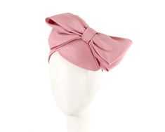 Elegant dusty pink fasciantor from latest Max Alexander racing collection. This racing headpiece is covered with luxurious satin and topped with large bow. A perfect choice for any spring racing or Melbourne Cup outfit.  Designed in Australia by Max Alexander  Large bow gives you younger look  Comfortable headband Evening Hat With Bow For Royal Ascot, Spring Party Fascinator With Satin Bow, Evening Bow Fascinator Headband, Evening Headband Fascinator With Bow, Evening Fascinator With Bow On Headband, Kentucky Derby Fascinator With Bow, Pink Party Hat With Bow, Evening Fascinator With Satin Bow For Royal Ascot, Evening Bow Headpieces For Royal Ascot