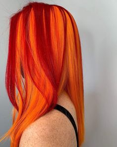 Orange Hair Balayage, Christmas Hair Color Ideas, Christmas Hair Color, Orange Hair Dye, Color Block Hair, Two Tone Hair