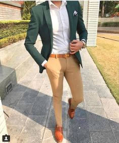 Man Blezars, March Wedding Guest Outfit Men, Mens Blezars, Mens Green Sport Coat Outfit, Wedding Dressing For Men, Nice Suits For Men, Blezars For Men Casual, Blazer Ideas For Men, Outfit Elegante Hombre