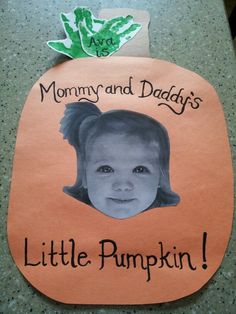 Pumpkin Gifts For Parents, Halloween Craft For Two Year Old, Pumpkin Crafts For Babies, Pumpkin Art For Toddlers, Handprint Leaves, Pumpkin Crafts For Kids, Pumpkin Preschool, October Preschool, Pumpkin Picture