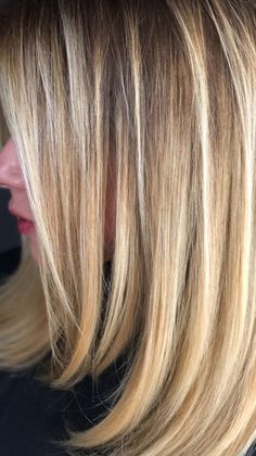 Blonde Hair Over 50, Blonde Layered Hair, Beautiful Blonde Hair, Cool Blonde Hair, Blonde Hair Shades, Hair Color Light Brown, Brown Hair With Blonde Highlights, Fresh Hair, Honey Blonde Hair