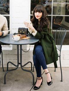 New Darlings, Trendy Outfit Ideas, Academia Style, Desi Fashion Casual, Christian Fashion, Winter Outfit Inspiration, Mommy Style, Classy Fashion, Trendy Outfit