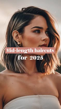 25 Trendy Mid-Length Haircuts 2025: Stylish & Versatile Looks for All Hair Types and Face Shapes Feather Haircut Short, Midlength Haircuts Fine Hair, Hair Cuts For Women In There 40s, Short Hair Styles For Oval Face Shape, Cute Mid Length Haircuts, Short Hairstyle Women 2025, Layered Hair From The Back, Hair Trend 2025 Women, Hairstyle 2025 Women Trends