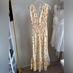 Asos Yellow Maxi Sunflower Sundress Never Worn New With Tags Casual Lemon Print Sundress For Beach, Summer Sundress With Lemon Print For Beach, Summer Lemon Print Sundress For Beach, Beige Floral Print Sundress For The Beach, Beige Floral Print Sundress For Beach, Beige Floral Sundress For The Beach, Beige Floral Sundress For Beach, Summer Sundress With Lemon Print For Vacation, Summer Lemon Print Sundress For Vacation