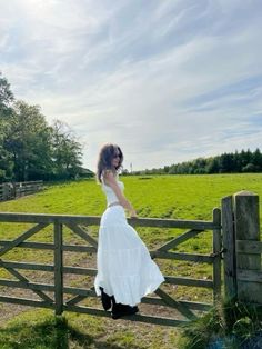 #country #countryside #farm #dress #poses #instagram #inspopics Farm Pictures Aesthetic, Rebecca Core, Farm Girl Outfits, Countryside Outfit, Farm Photoshoot, Short Hair Braids, Farm Dress, Cottagecore Vibes, Chic Short Hair