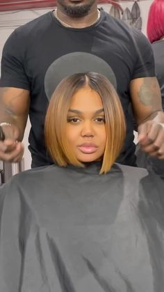 The Cut Life | when we say the bob is bobbin this is what we mean!! 🔥 ✂️ & color by LA-based stylist @keonbrunson_hair #thecutlife #lahairstylist... | Instagram Natural Hair Bob Cut, Natural Hair Black Women, Weave Bob Hairstyles, Weave Bob, Natural Hair Bob, Hair Black Women, Medium Haircuts, Natural Styles