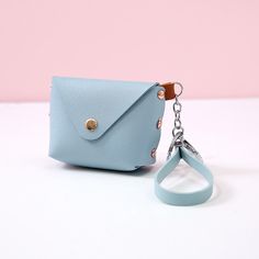 Brand Name: eTyaOrigin: CN(Origin)Material Composition: Pu LeatherMain Material: PUItem Weight: 30gItem Width: 4cmPattern Type: SolidModel Number: Coin BagsShape: SquareClosure Type: HaspGender: UnisexItem Height: 7cmItem Length: 10cmItem Type: Coin PursesPlace Of Origin: China (Mainland)Style: CasualColour: White Red Black Pink Blue Coffee Wallets For Girls, Kids Purse, Money Pouch, Pu Leather Wallet, Leather Coin Purse, Small Handbag, Coin Bag, Wallet Card, Bag Light