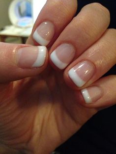 French Manicure Shellac, Manicure Short, Manicure Shellac, Short French Nails, French Tip Gel Nails, Short French Tip Nails, French Tip Manicure, Gel Nails French, White Tip Nails