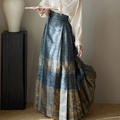 Olivia Mark - Newly Enhanced High-Waisted Horse-Face Skirt with Pleats Midi-Length Skirt Face Skirt, Skirt With Pleats, Black Lehenga, Horse Face, Blue Horse, Muslimah Aesthetic, Midi Length Skirts, Dress Xl, Olivia Mark