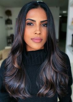 Highlights For Black Hair Mexican, Crown Highlights On Dark Hair, Balayage On Black Hair Indian, Bayalage Brunette 2024, Non Bleach Hair Color For Dark Hair, Black Hair Balayage Latina, Hair Color For Brown Skin Indian, Bleach Hair Color