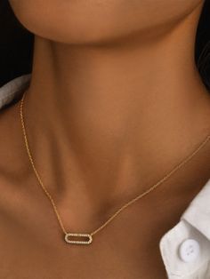 Type: Pendant Necklace Material: 925 Sterling Silver Stone: Zircon Weight: 1.92g Length: 40-45cm Color: Gold/White Item: Sold as 1 piece Loop Pendant, Oval Pendant, Earring Necklace, Ring Necklace, 925 Silver, 1 Piece, Chain Necklace, 925 Sterling Silver, Pendant Necklace