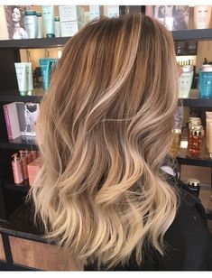 Ready Hairstyles, Balayage Bob, Long Blond, Makeup Hacks, Long Blonde, Brown Hair With Highlights, Long Blonde Hair, Hairstyles Ideas, Light Hair