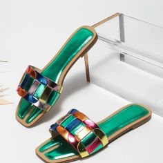 Brand New Green Flat Heels For Vacation, Multicolor Synthetic Heels For Beach Season, Multicolor Flat Sandals For Parties, Green Slip-on Sandals For Party, Green Slip-on Heels For Vacation, Colorful Summer Party Sandals, Colorful Flat Sandals For Spring, Colorful Sandals For Summer Party, Colorful Shoes