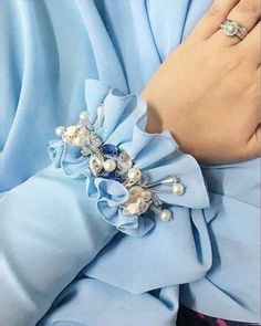 Outfits For Eid, Girls In Dresses, Manset Lengan, Sewing Sleeves, Paris Couture, Sleeves Designs For Dresses, Couture Designers, Best Outfits, Eid Collection