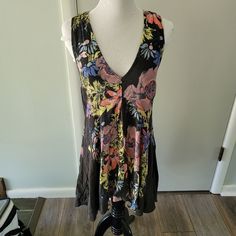 Really Fun Dress! Perfect For Summer! Nwot Black Bohemian Sleeveless Dress With Floral Print, Black Fitted Bohemian Sleeveless Dress, Spring Bohemian Black Sleeveless Dress, Bohemian Black Sleeveless Dress For Spring, Black Floral Print Sleeveless Dress For Spring, Black Floral Print Sundress Sleeveless, Black Floral Print Sleeveless Sundress, Black Sleeveless Bohemian Mini Dress, Sleeveless Mini Dress With Floral Print