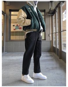 Varsity Jacket Outfit, Spiritual Fashion, Trendy Boy Outfits, Mens Trendy Outfits, Mens Outfit Inspiration, Mens Fashion Streetwear, Cool Outfits For Men, Mens Fashion Casual Outfits