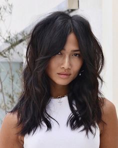 Hair Cuts For Rounder Faces, Hairstyle For Round Face, Hairstyles Work, Slim Face, Face Hairstyles, Rocker Hair, Modern Shag, Layered Haircuts For Women, Shaggy Long Hair