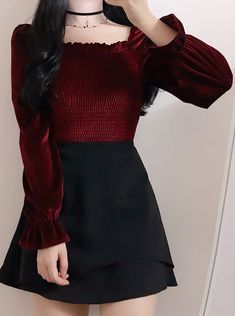 Casual Girly Outfits Korean, Christmas Outfits Classy, Christmas Attire For Women, Korean Party Outfit, Outfits For Females, Christmas Outfit Women, Women Christmas Outfits, Xmas Outfit, Christmas Attire