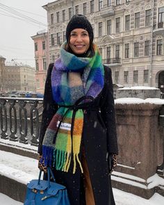 October Fashion, Colorful Scarf, Cooler Look, Winter Mode, Colourful Outfits, Looks Style