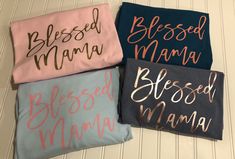 Unisex fit T-shirt with blessed mama vinyl design. This simple T-shirt is so popular on our Facebook page! We place this design on a comfort color shirt. Available in several colors with several vinyl options. Short or long sleeve. Customize it just for you! This shirt would also make a great gift! In the notes to seller please leave: 1. Shirt color 2. Vinyl color If no information is left; the seller will choose for you :) Beach Monogram, Blessed Mama Shirt, Tennessee Shirt, Dino Shirt, Mama Tshirts, Blessed Mama, Comfort Colors Tshirt, Mommy Shirts, Simple T Shirt