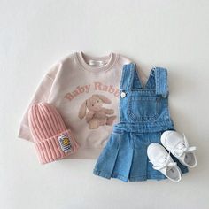 Clothes For Baby Girl, Girls Denim Dress, Denim Pinafore Dress, Vest Skirt, Denim Pinafore, Vintage Baby Clothes, Style Vest, Baby Fits