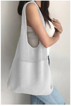 White Knit, Fashion Tote.  Perfect for everyday.  No returns or exchanges all sales final. Knit Tote Bag, Knitting Tote Bag, Knitting Tote, Vacation Bag, Crochet Shoulder Bag, Crochet Cover Up, White Purse, Bag Summer, White Purses