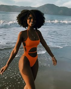 Black Women Swimwear, Beachy Bachelorette, Model Tips, Modele Fitness, Ideal Wardrobe, Trendy Swimsuits, Swimsuits Outfits, Foto Tips, Cute Bathing Suits