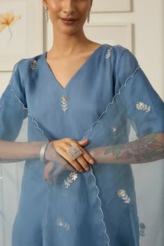 Powder blue kurta with silver sequin and beads embroidery in floral motifs. Paired with culottes styled pant and an embroidered dupatta. - Aza Fashions How To Style Culottes, Radhika Madan, Rhea Kapoor, Mira Rajput, Sanya Malhotra, Blue Kurta, Kurta Pant Set, Anamika Khanna, Rohit Bal