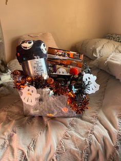 Cute Halloween Spooky Gift Basket with snacks and Knick knacks Spooky Basket For Bestie, Bf Halloween Basket, Nightmare Before Christmas Boo Basket, Birthday Spooky Basket, Mens Spooky Basket Boyfriend, Diy Spooky Basket, Spooky Basket For Girlfriend, Spooky Baskets For Girlfriend, Spookie Baskets